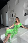 Kadın Yeşil Kare Yaka Detaylı Desenli Elbise